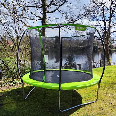 בוקהורן Ferienhaus Blauer See Mit Optionalem Hot-Tub מראה חיצוני תמונה