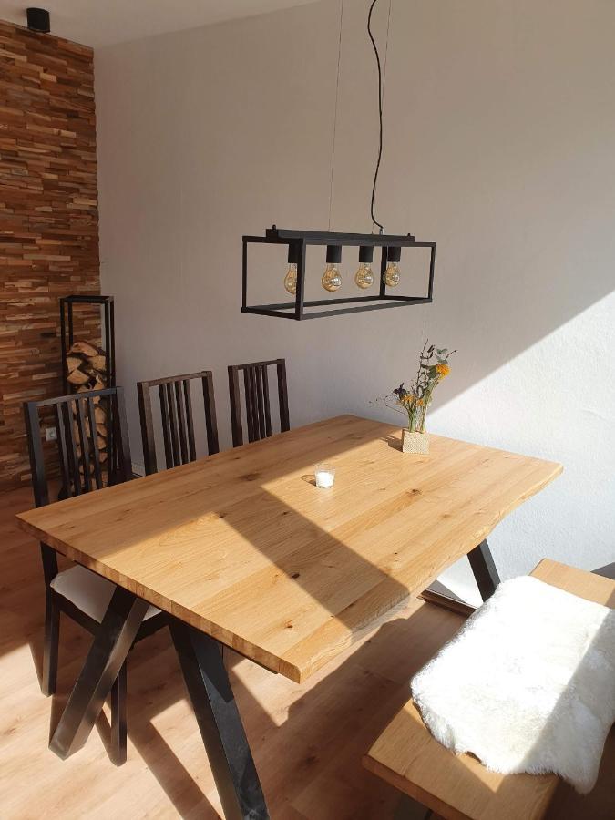בוקהורן Ferienhaus Blauer See Mit Optionalem Hot-Tub מראה חיצוני תמונה