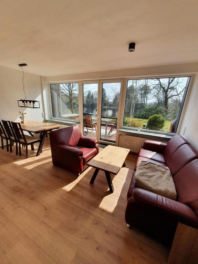 בוקהורן Ferienhaus Blauer See Mit Optionalem Hot-Tub מראה חיצוני תמונה