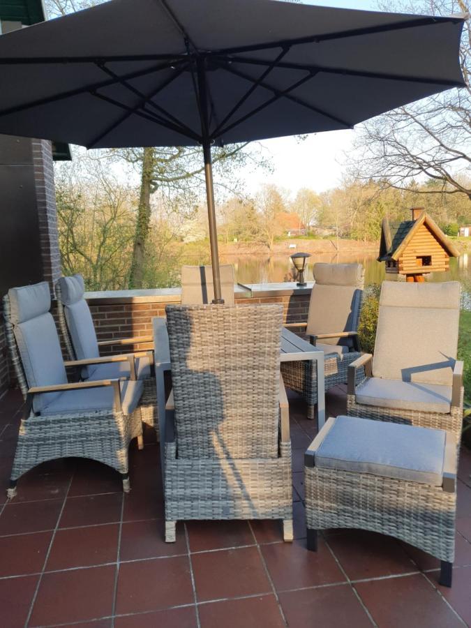 בוקהורן Ferienhaus Blauer See Mit Optionalem Hot-Tub מראה חיצוני תמונה
